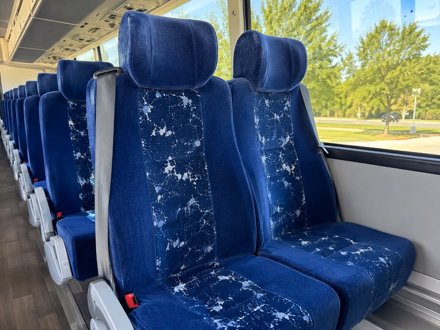 charter buses for detroit tigers red wings and pistons games from farmington hills