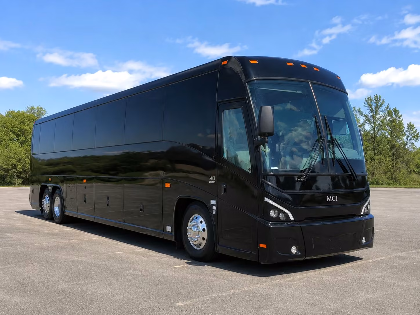 construction site and industrial workforce transportation in farmington hills