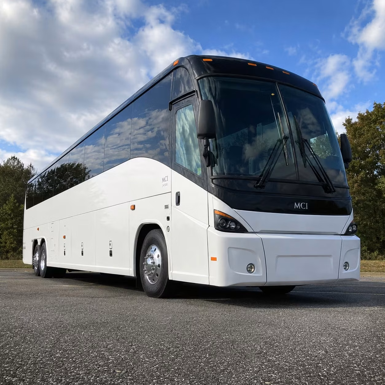 corporate airport shuttle service for farmington hills business groups
