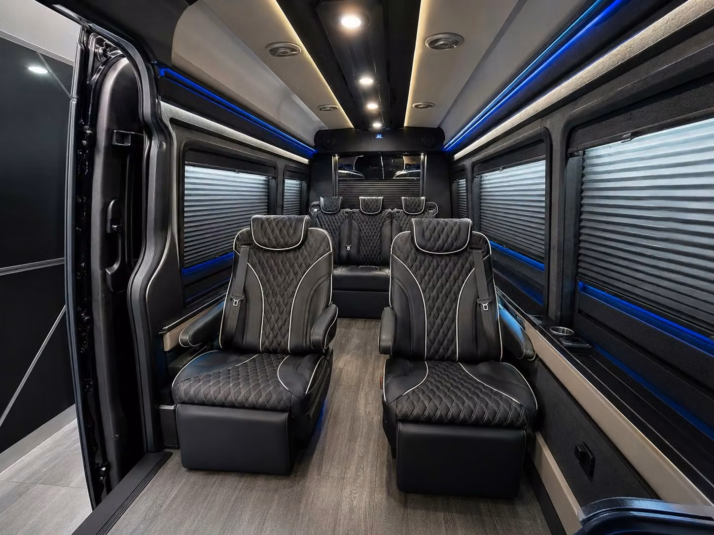 flint bishop airport transfers from farmington hills