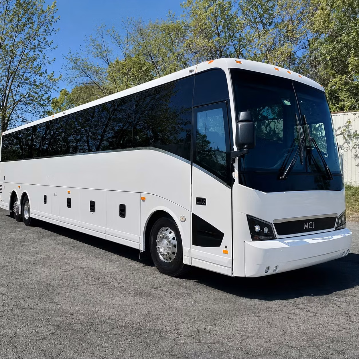 long distance wedding guest shuttles and event transportation from farmington hills