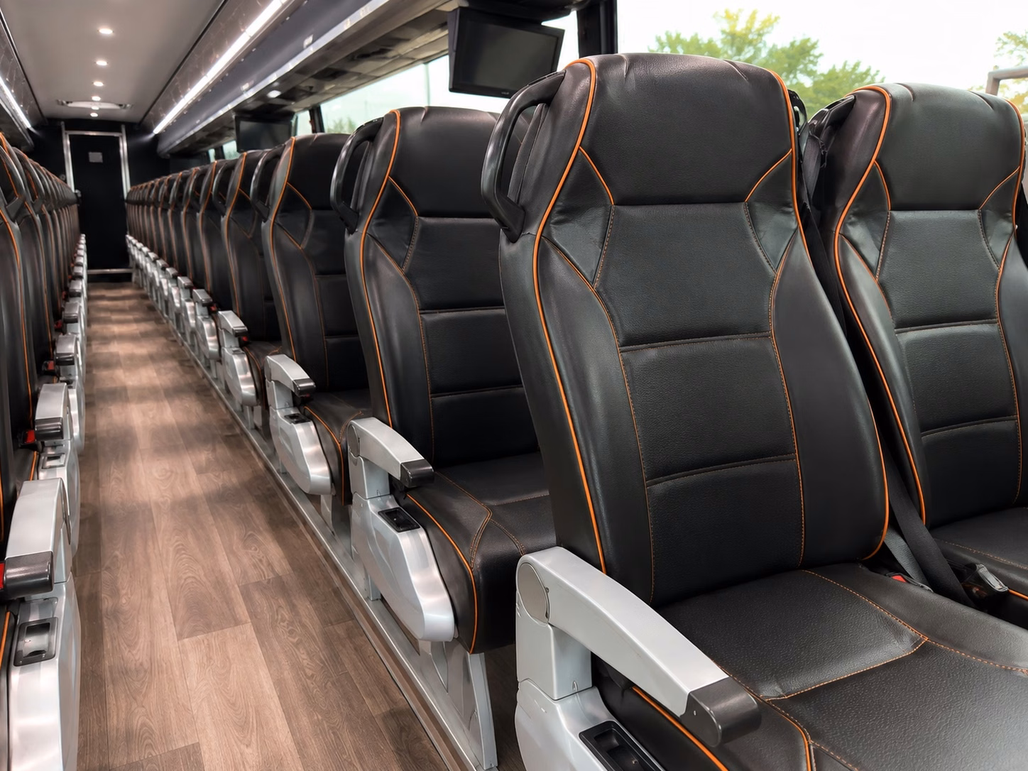 sports team sporting event bus rentals in farmington hills