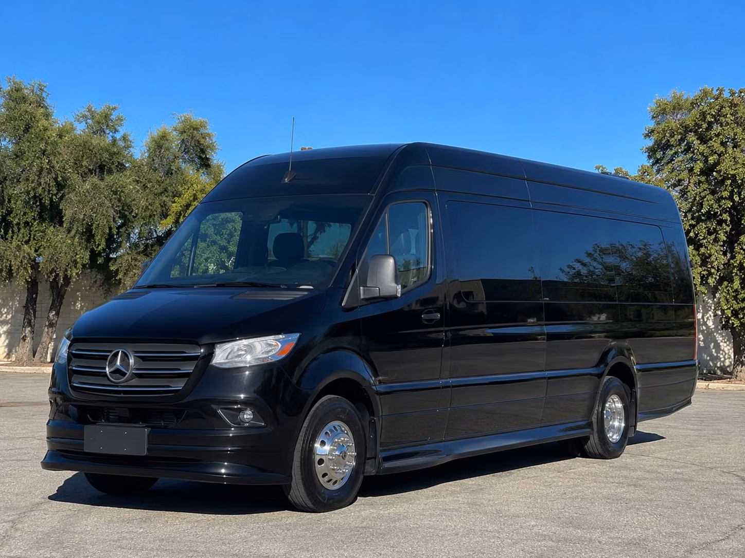 transportation serving farmington hills and nearby cities